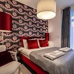 Akicity Amoreiras Bold